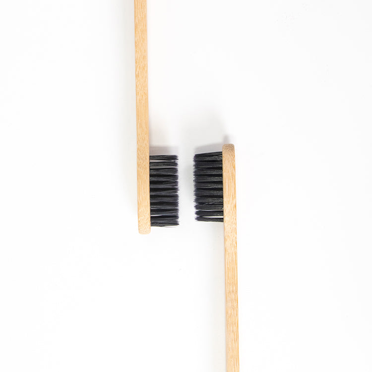 Brosse à dents en Bambou au charbon de bois